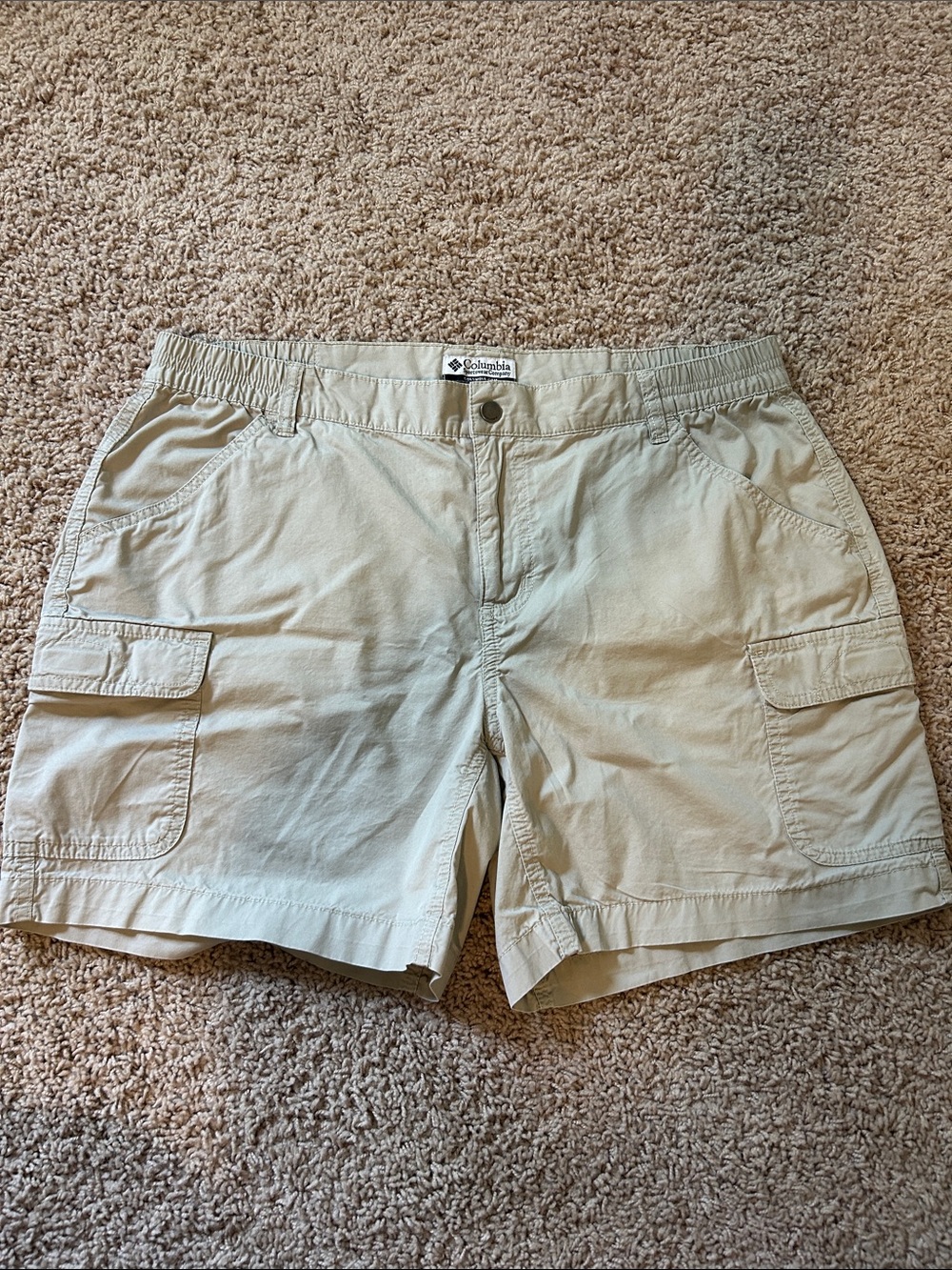 Columbia Women's Light Tan Cargo Shorts